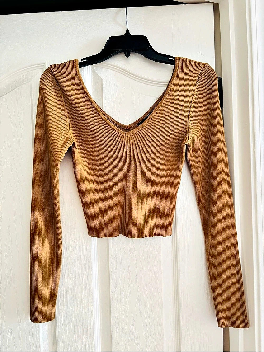 Forever 21 Ribbed Crop Top in Brown Size Medium Like New